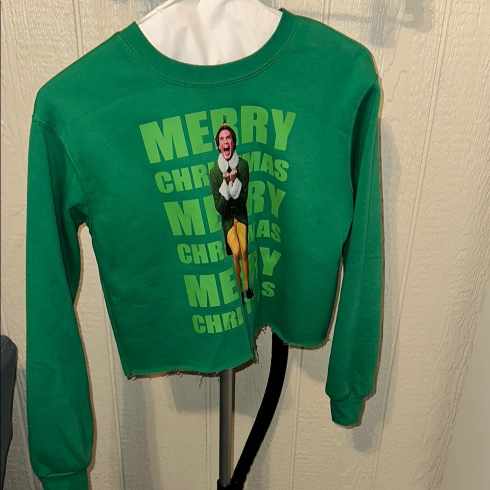 Green Christmas sweater crop top style